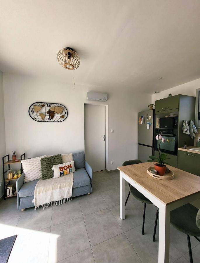 Gîte pour 2 personnes, avec terrasse et jardin à Vertheuil - 4