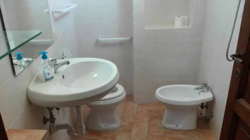 Privatzimmer für 4 Personen, mit Garten und Ausblick sowie Terrasse, mit Haustier - 1