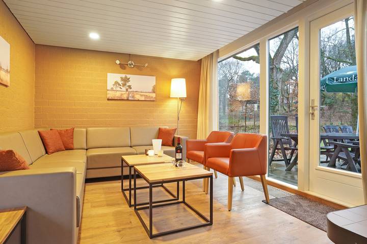 Ferienhaus für 8 Personen, mit Balkon/Terrasse und Terrasse