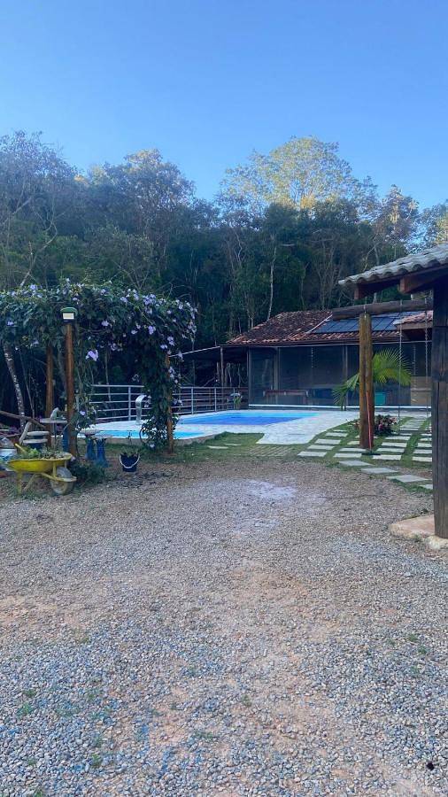 Casas e apartamentos de temporada para 5 pessoas, com balcão e vista em Piracaia