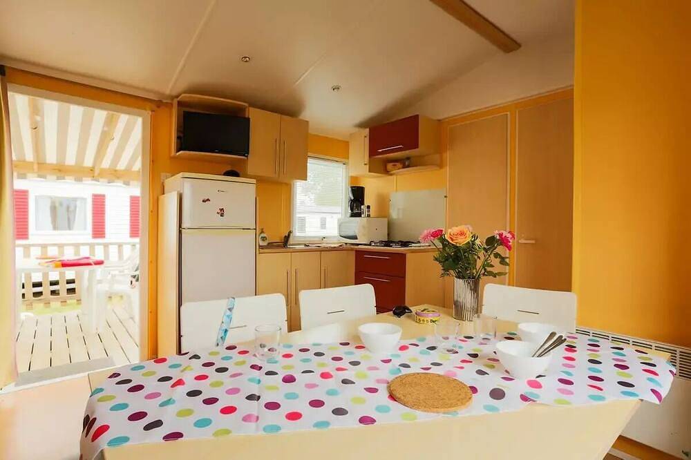 Camping pour 5 Personnes dans La Terrière, La Tranche-sur-Mer