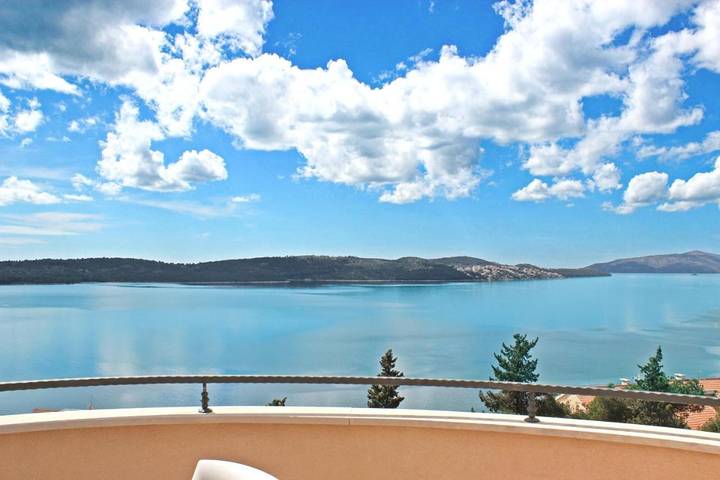 Apartamento de vacaciones para 6 personas, con jardín y vistas - 1