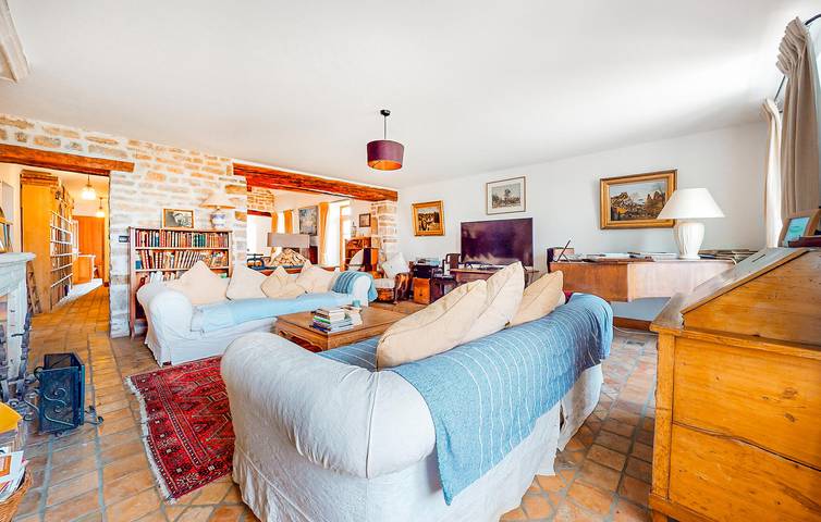 Maison de vacances pour 15 personnes avec piscine in Jura Francais