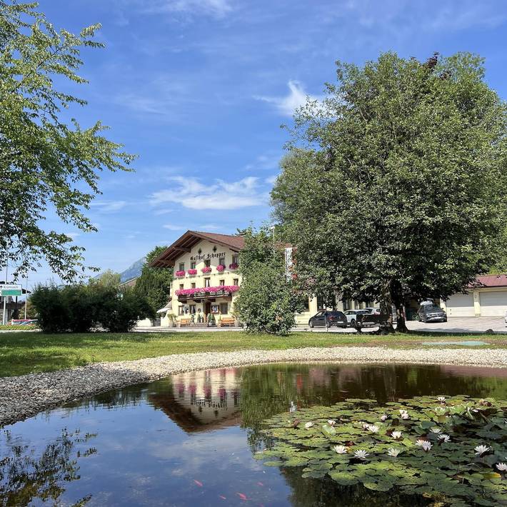 Hotel für 2 Personen, mit Terrasse und Garten sowie Ausblick in Breitenbach am Inn