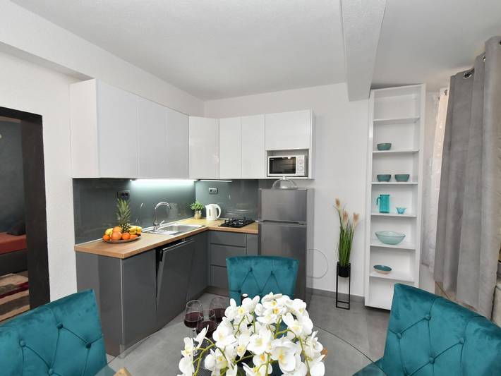 Ganze Wohnung, Mit Terrasse in Gradac, Makarska Riviera