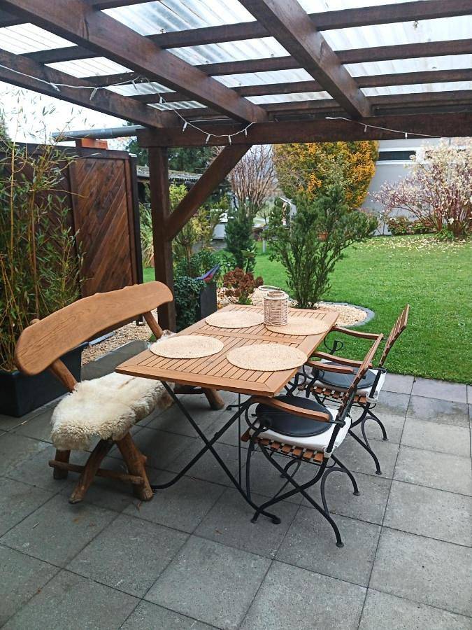 Gîte pour 4 personnes, avec Terrasse ainsi que Jardin et Vue au Liechtenstein