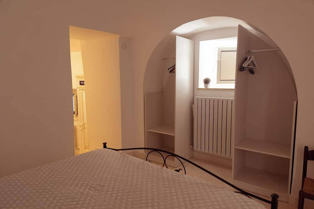 Trulli Soleti - trulli surrounded by nature, less than 2 km from the centre in Locorotondo, Province de Bari