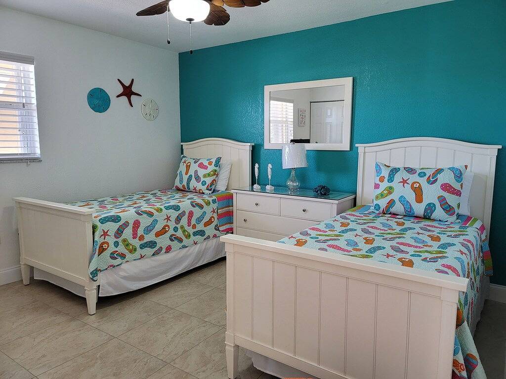 Ganze Wohnung, Ocean front with private beach and pool in Marathon, Monroe County