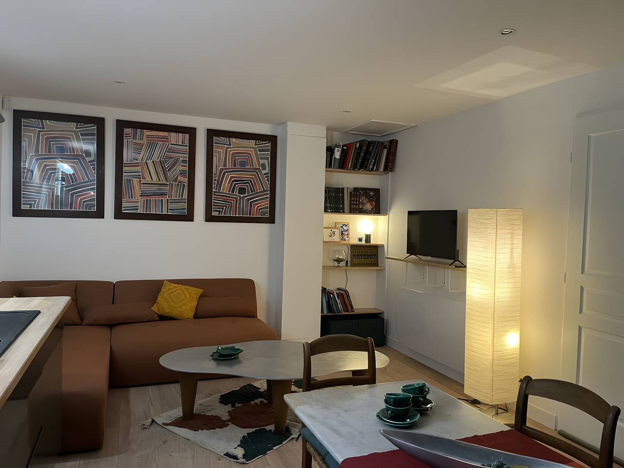 Appartement entier, Appartement « Céret » avec vue sur la montagne, piscine partagée et Wi-Fi in Céret, Région de Céret