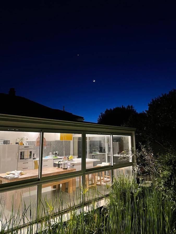 Location de vacances pour 6 personnes, avec piscine ainsi que vue et jardin, animaux acceptés à Bègles - 4