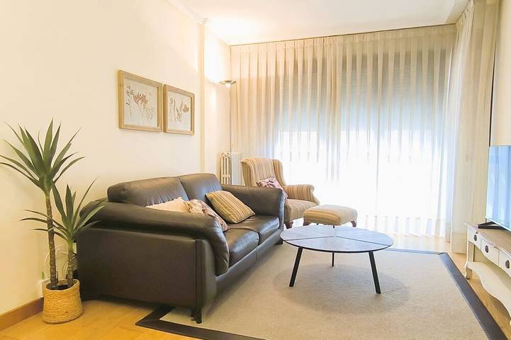 Escapadas de fin de semana para 4 personas, con balcón en Zaragoza