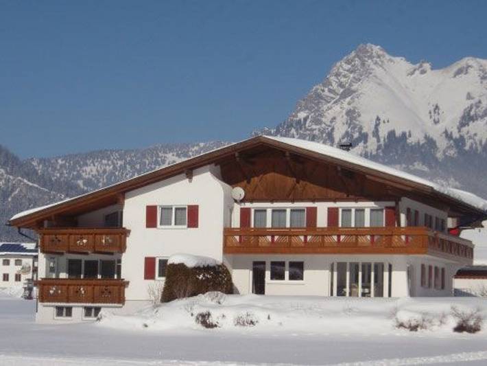 Ferienwohnung für 5 Personen, mit Balkon und Garten sowie Ausblick, kinderfreundlich - 1