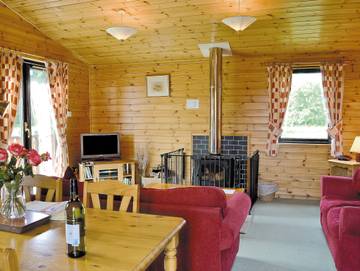 Log Cabin for 4 People in Glenshee, Angus, Photo 2