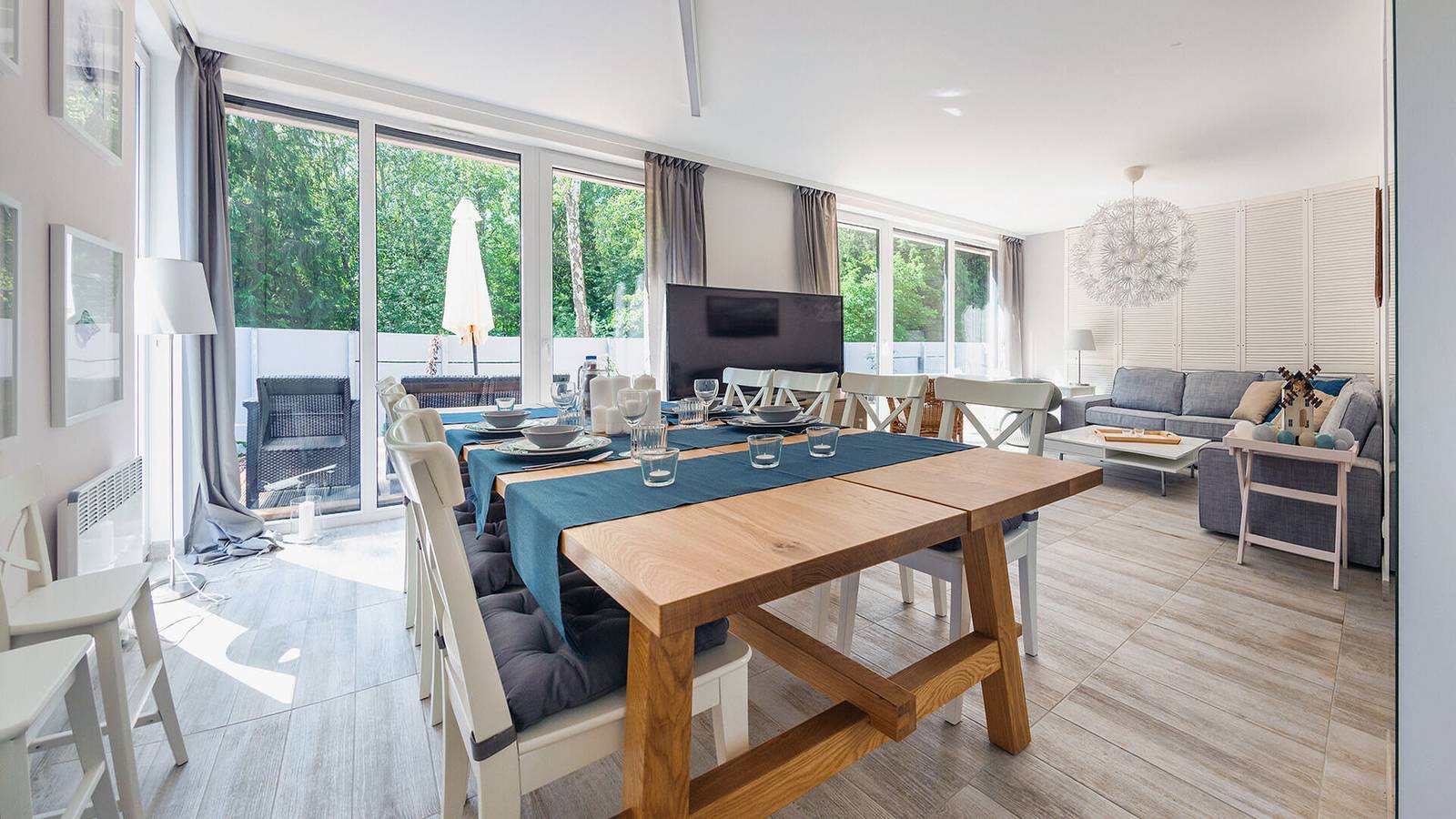 Cały apartament wypoczynkowy, Apartament wakacyjny dla 10 osób z taras in Łukęcin, Morze Bałtyckie