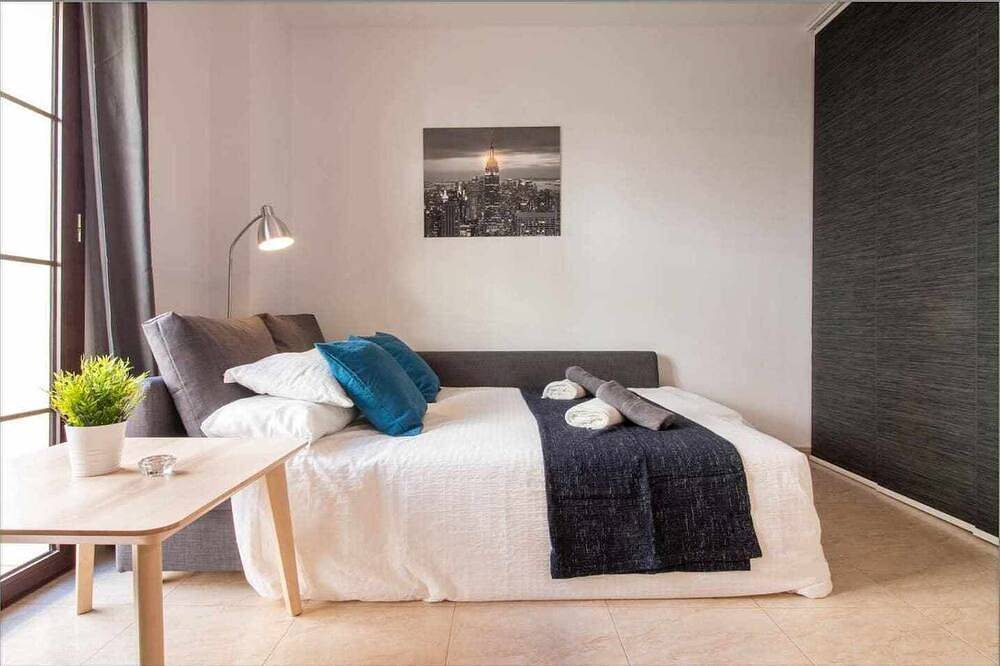 Entire apartment, P3. Moderno Apartamento en el Centro de Nerja in Nerja Centre, Nerja