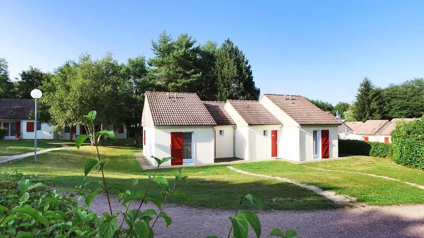 Ferienhaus "Roncière" 2 Schlafzimmer 6 Personen in Flée, Montbard und Umgebung