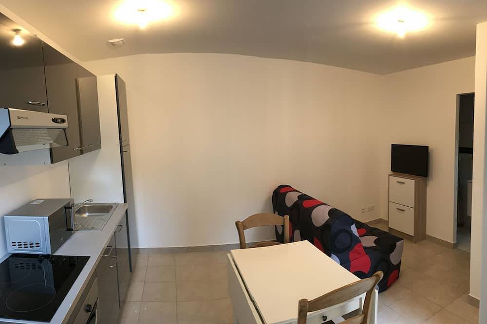 Entire apartment, Furnished apartment 28m² in Vals-les-Bains, Parc naturel régional des Monts d'Ardèche