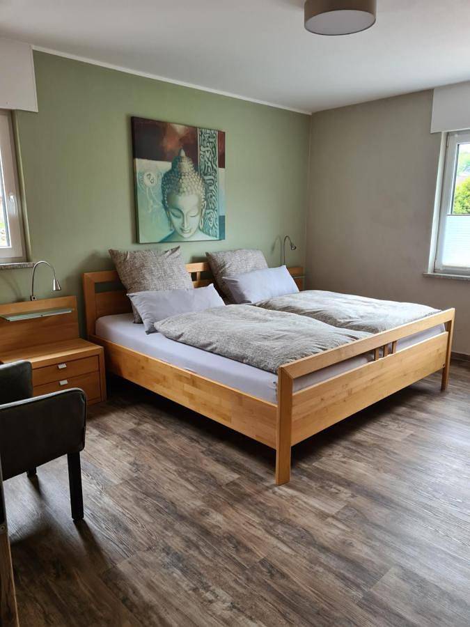 Ganze Wohnung, Ferienwohnung Burgblick in Pelm, Vulkaneifel