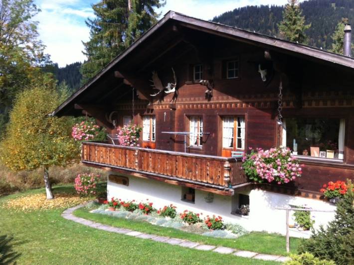 Ferienwohnung für 4 Personen, mit Balkon in Saanen