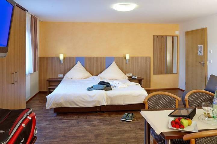 Doppelzimmer Komfort - Waldhotel Felschbachhof in Ulmet, Pfälzer Bergland