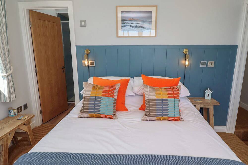 Puffin Cottage, family friendly, character holiday cottage in Craster in Craster, Northumberland Coast