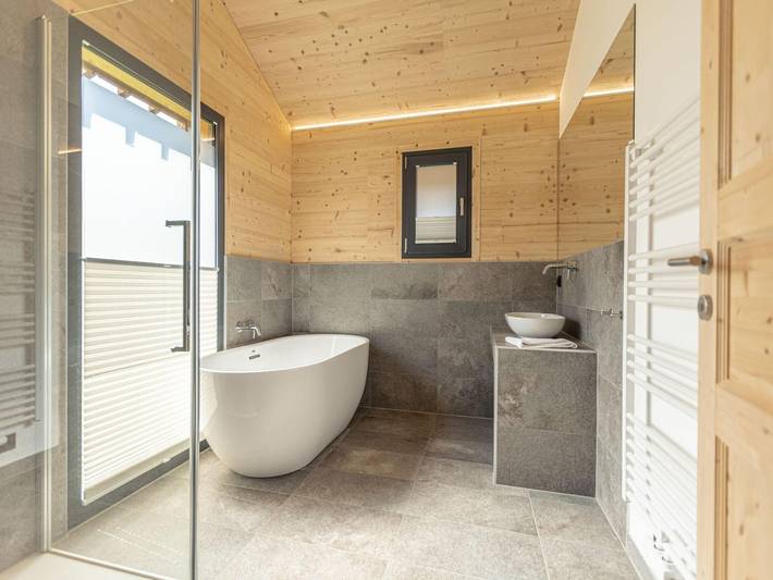 Chalet für 8 Personen, mit Sauna und Whirlpool sowie Balkon an der Turracher Höhe - 3
