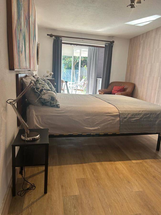 Maison d’hôte pour 2 personnes, avec vue ainsi que terrasse et jardin à Estoril - 3