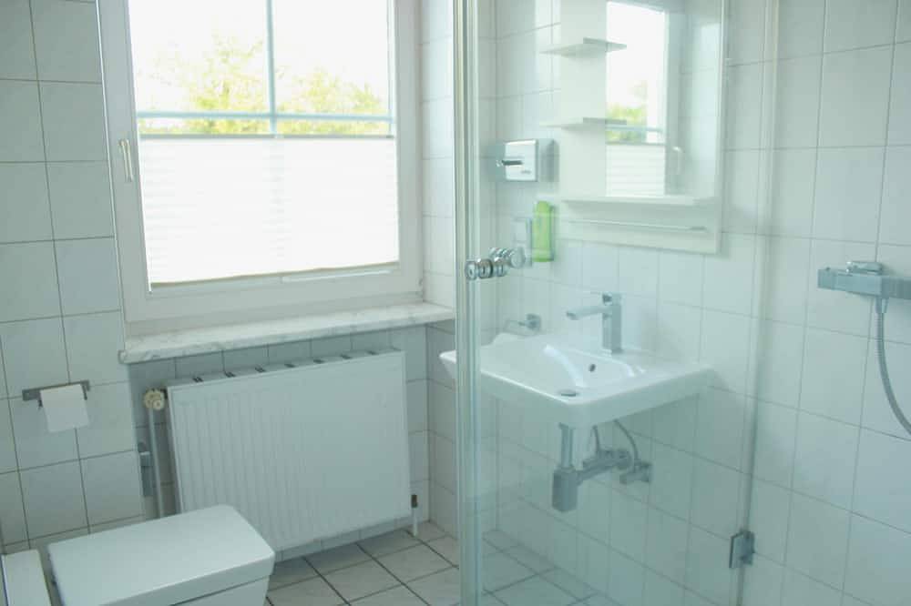 Ganze Wohnung, Ollex and Beds - Komfortables Gästezimmer in Bliesdorf in Bliesdorf, Schashagen