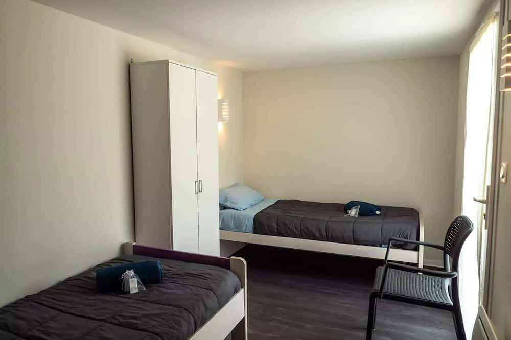 Appartement entier, Studio 23m² 2 personnes in Espalion, Aveyron