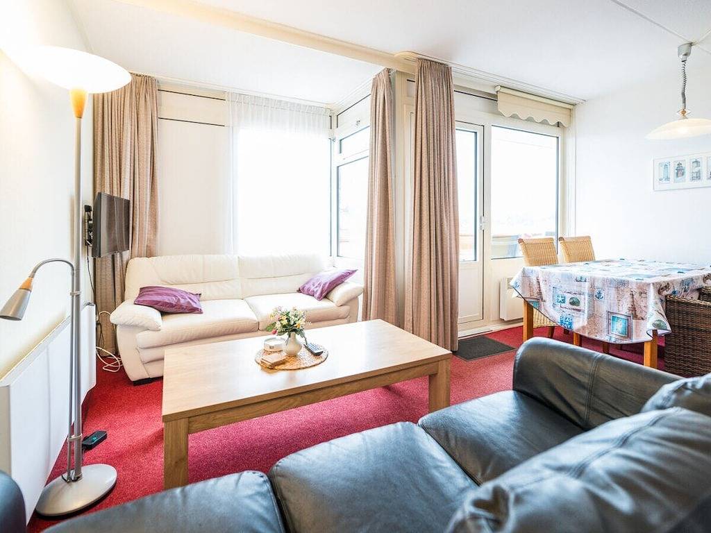 Ferienwohnung in Buren mit Schwimmbecken in Buren (Ameland), Westfriesische Inseln