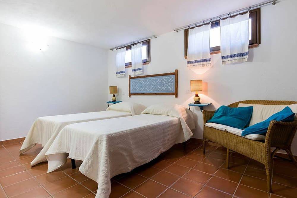 Villa vicina alla spiaggia di Maladroxia in Maladroxia, Sant'Antioco