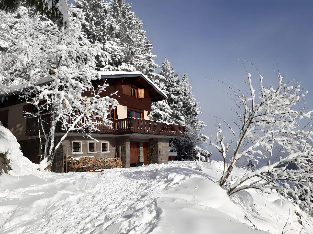 Chalet 'La Rocaille' avec vue sur la montagne, terrasse privée et Wi-Fi in Muhlbach-sur-Munster, Parc naturel régional des Ballons des Vosges