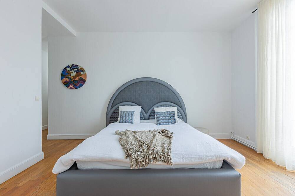 Entire apartment, Charles de Gaulle - 4 rooms - Mobility lease in Neuilly-sur-Seine, Hauts-de-Seine