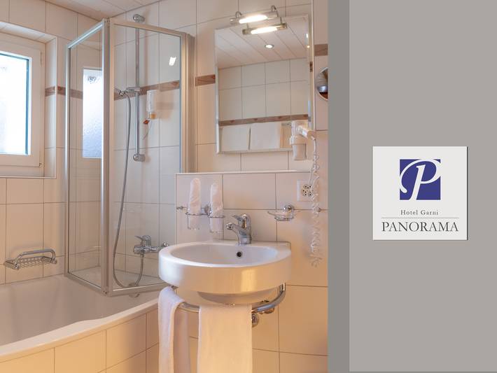 Hotel Garni Panorama - Ezk - Einzelzimmer Komfort, mit Dusche oder Bad/Wc, gute Aussicht in Scuol, Unterengadin