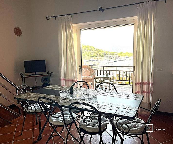 Appartamento per 6 persone, con Balcone e Terrazza nonché Panorama a Puntaldia