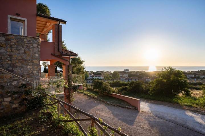 Appart’hôtel pour 4 personnes, avec vue et jardin