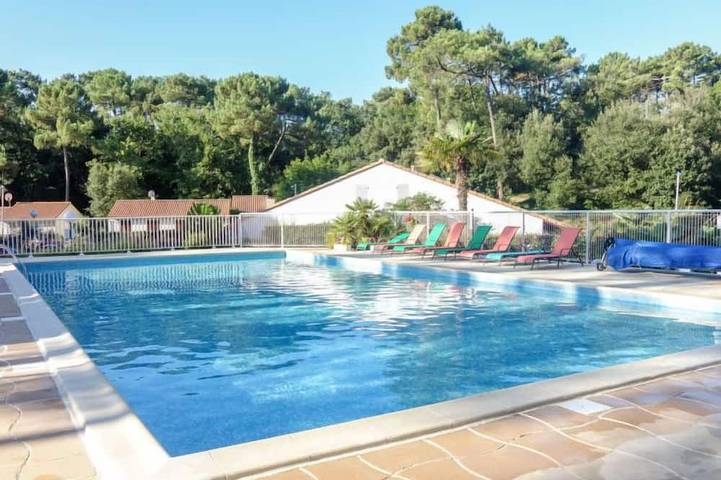 Vakantiehuis voor 4 personen, met zwembad, met huisdier in La Palmyre