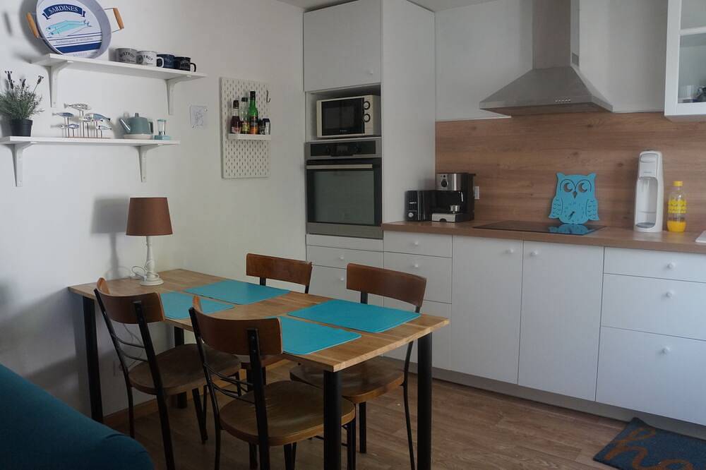 Charming little blue house in the heart of the moors near ocean and lake of Leon in Linxe, Côte d’Argent
