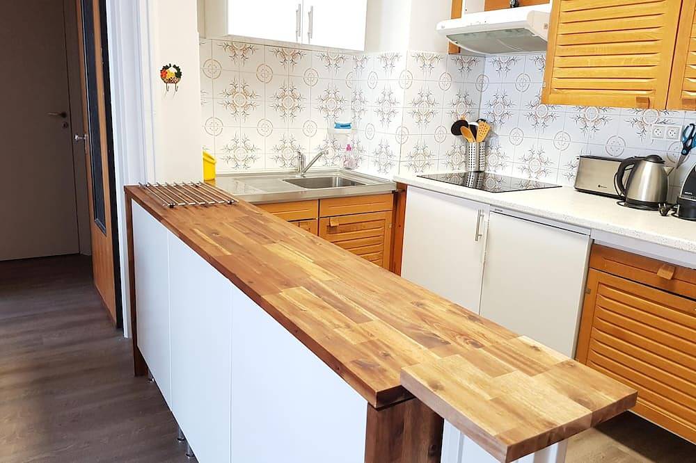 Entire apartment, 38 Chamois -appartment 5 persons- 10 m from slopes in Pas de la Casa, Grandvalira
