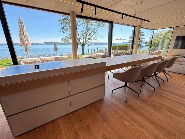 Villa per 8 persone, con Idromassaggio e Terrazza nonché Giardino e Sauna a Costanza