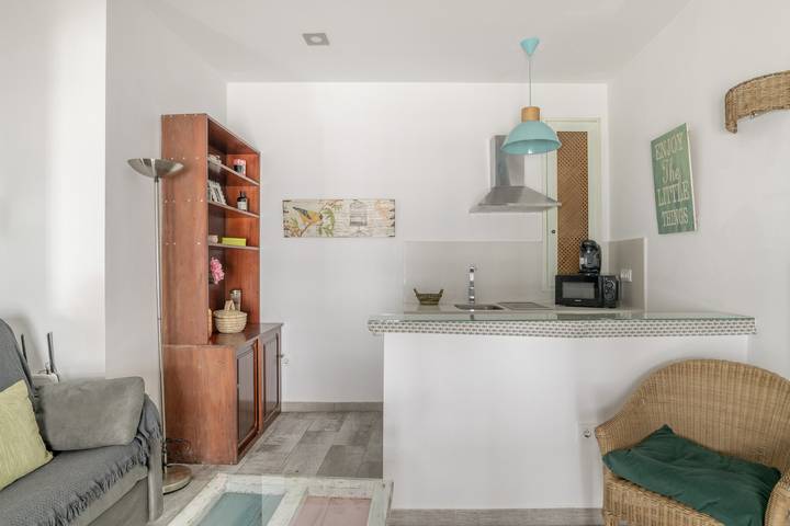 Ganze Wohnung, Moderne Ferienwohnung "Girasol" in bester Lage mit Klimaanlage und Terrasse in Vejer de la Frontera, Costa de la Luz