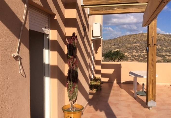 Holiday Home "Los Almendros" with Shared Pool, Terrace & Wi-Fi in Valle del Este Golf Resort, Vera