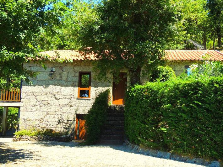 Casa de férias para 8 pessoas, com jardim em Vila Verde