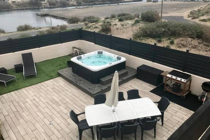 Maison de vacances pour 6 personnes, avec jacuzzi et terrasse dans Plage de La Roquille