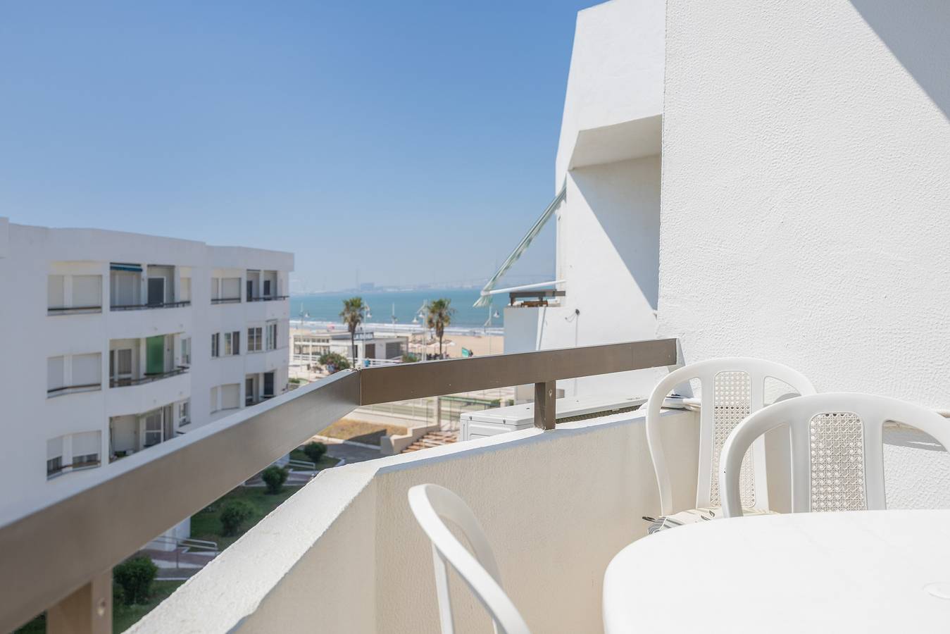 Ganze Wohnung, Apartment 'Valdelagrana Primera' mit Meerblick, Wlan und Klimaanlage in Valdelagrana, El Puerto de Santa María