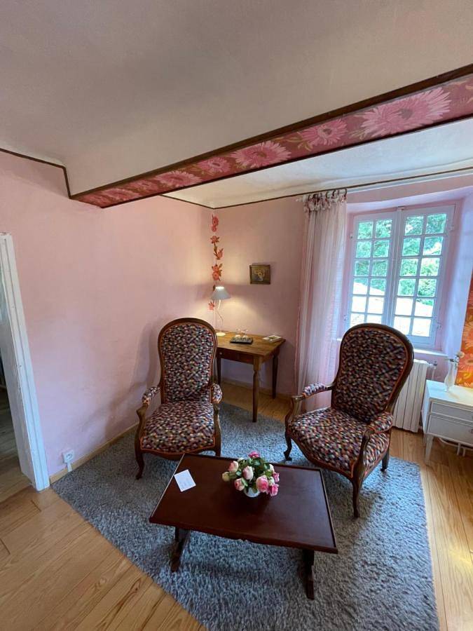 Suite with Garden View in Viozan, Gers