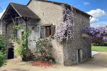 Gîte pour 6 personnes, avec terrasse et jardin, animaux acceptés à Vouneuil-sur-Vienne