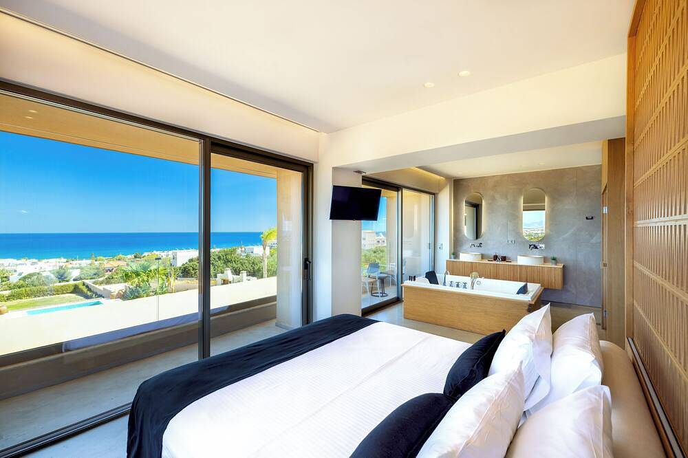 Casa Tequiero, an Ethereal Seaview Retreat in Limenas Chersonisou, Iraklio-Heraklion und Umgebung