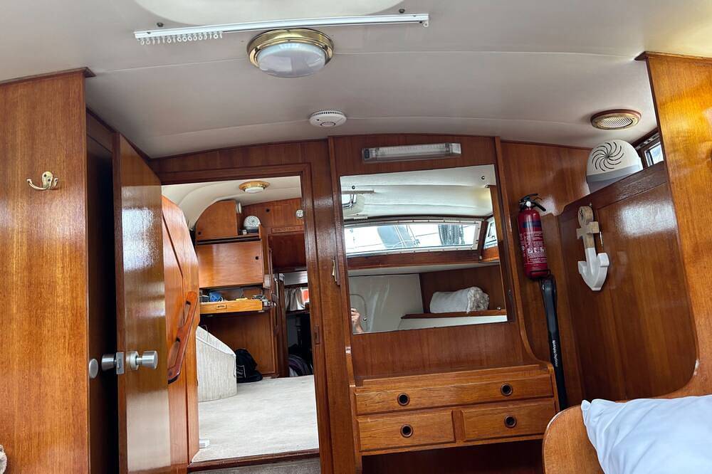 Riverside Boat Retreat on the river Thames in Windsor, Berkshire