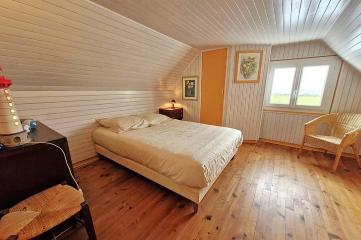 Location de vacances pour 9 personnes, avec jardin dans Abbaye de la Pointe Saint-Mathieu - 2